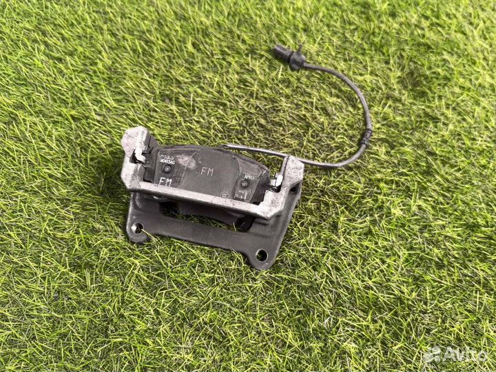 Суппорт тормозной задний Audi A4 B9 2.0 дизель