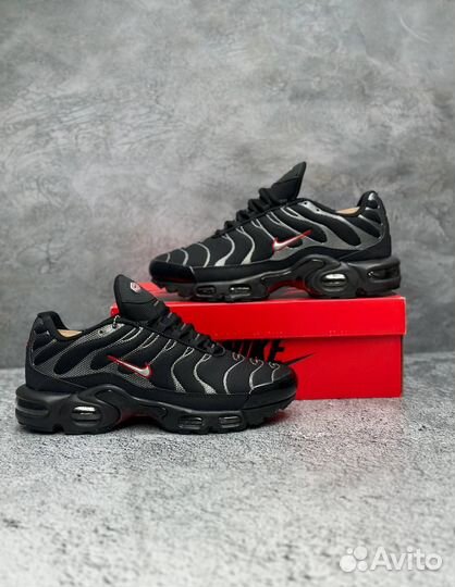 Кроссовки nike air max tn plus