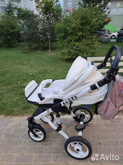 Коляска adamex 3 в 1 белая Экко кожа