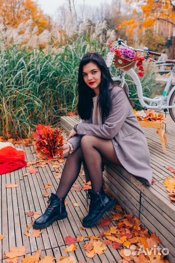 Официант, продавец-консультант, оператор