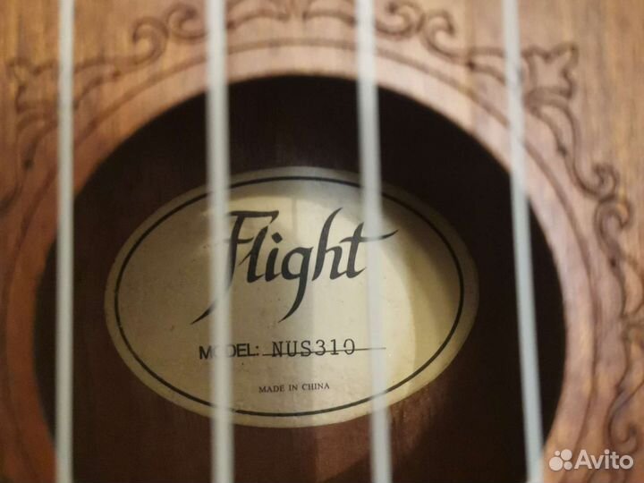 Гитара укулеле