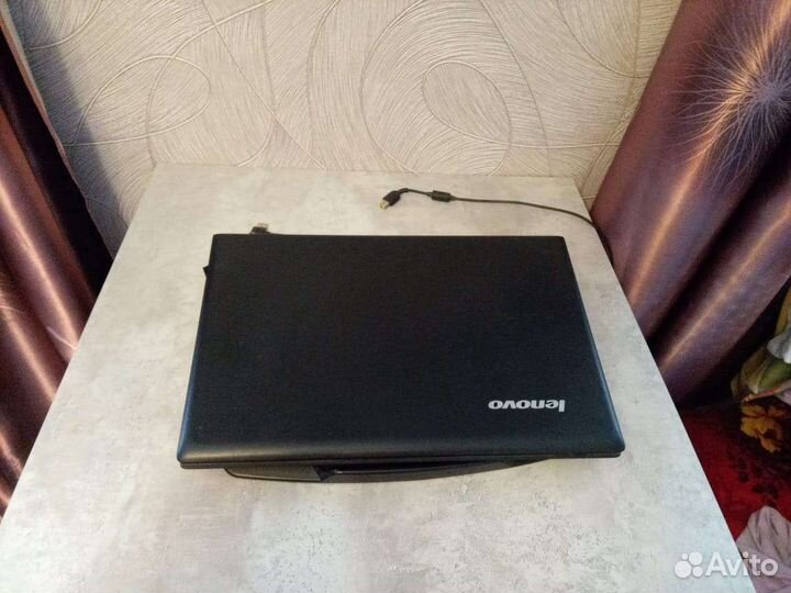 Ноутбук lenovo