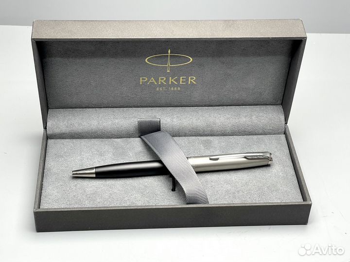 Шариковая ручка parker