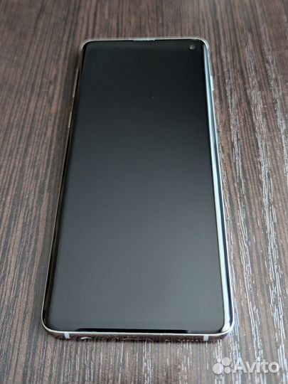 Samsung Galaxy S10, 8/128 ГБ