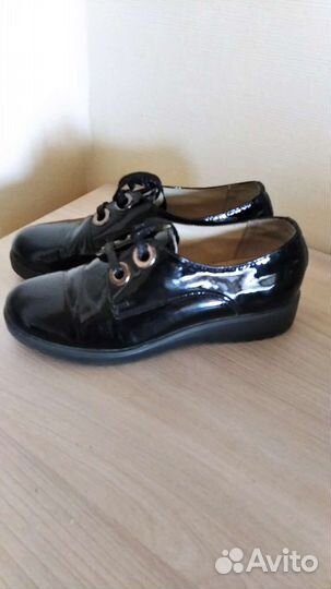 Туфли для девочки 34размер