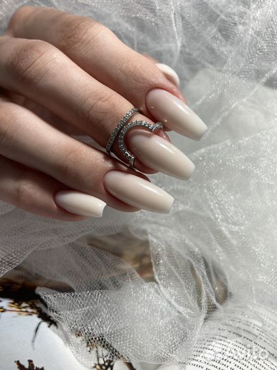 Гель-лак, наращивание ногтей, маникюр