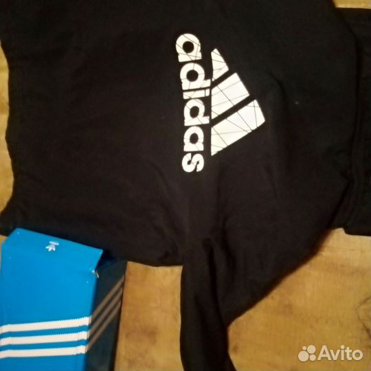 Весеная куртка adidas