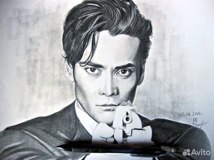 Портреты знаменитостей карандашом