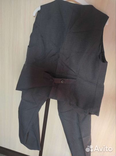 Костюм брючный школьный