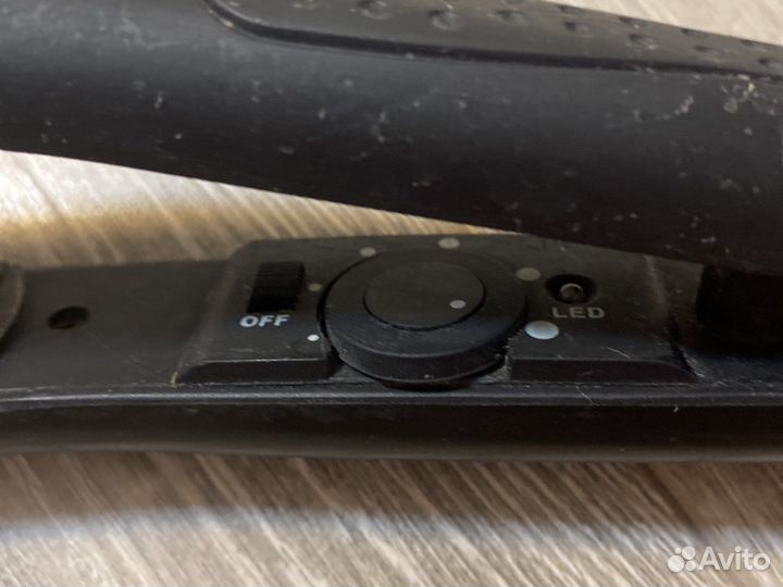 Выпрямитель для волос