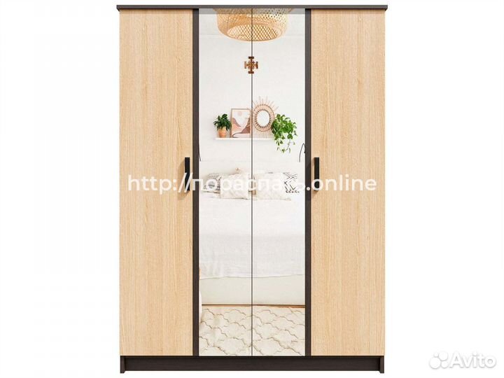 Шкаф распашной 4-х дверный