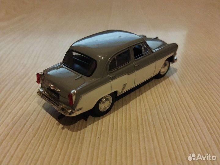 Машинка металлическая Москвич 407