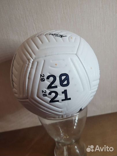 Футбольный мяч nike