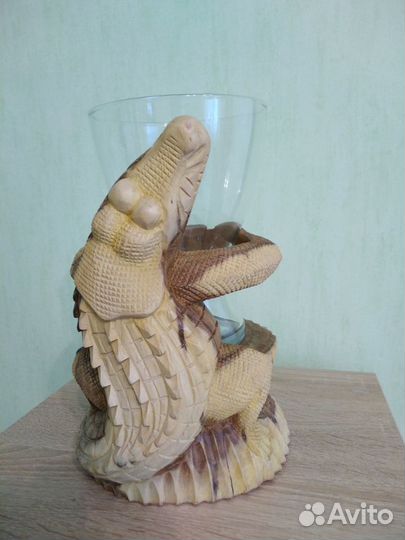 Подставка под бутылку/вазу 