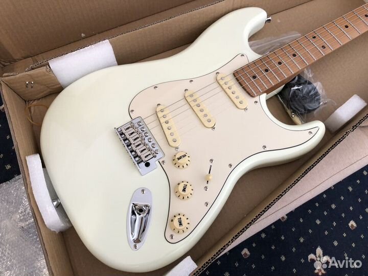 Электрогитара Jet JS-300 OW SSS