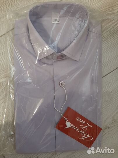 Продам новую школьную рубашку