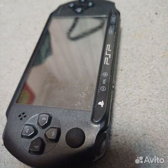 Sony psp e 1008