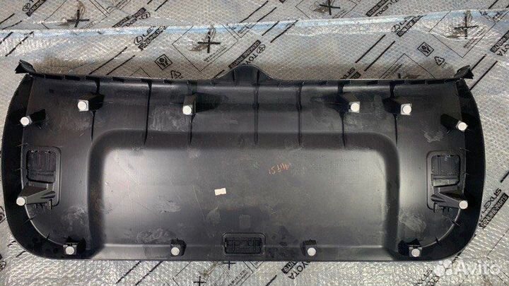 Накладка крышки багажника Mitsubishi Asx 2010