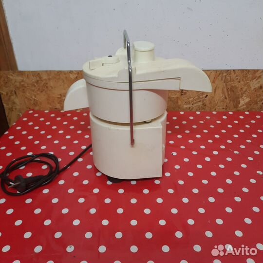 Соковыжималка 1992г