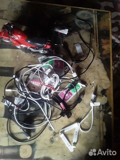 Кабель для зарядки телефона