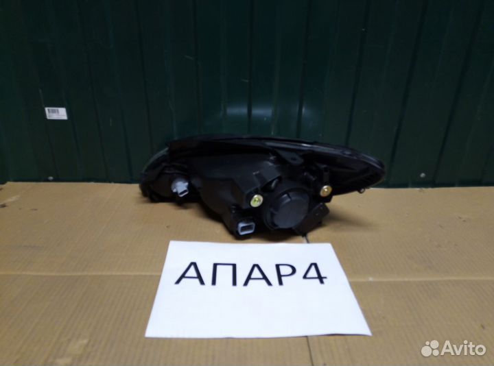 Правая фара Hyundai Getz