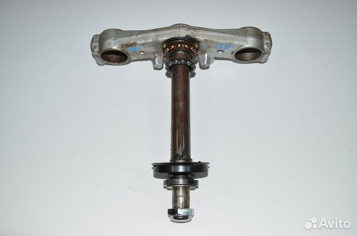 Траверса нижняя Suzuki SV650S