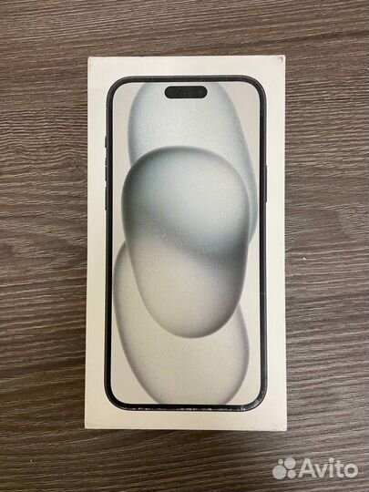 iPhone 15, 128 ГБ