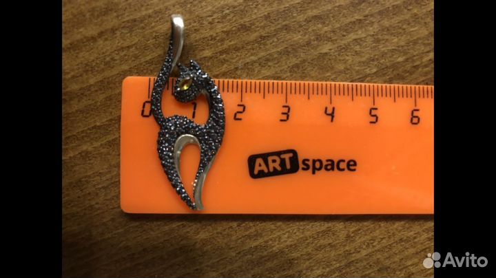 Золотая подвеска с фианитами