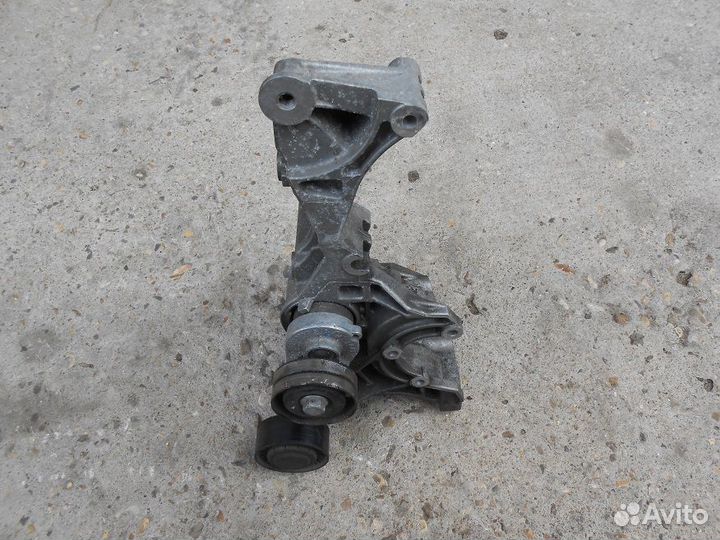 Кронштейн двигателя 1.9тди AVF Ауди