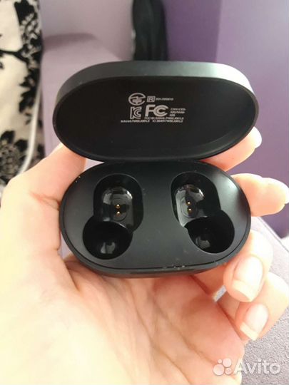 Чехол-зарядка для наушников Xiaomi Earbuds Basic 2