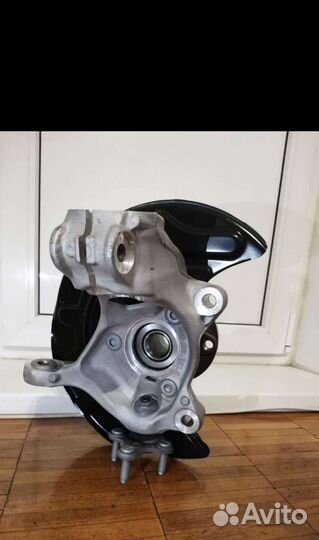 Кулак поворотный оригинал Skoda Octavia a7