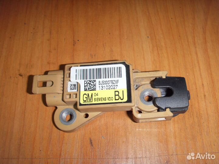 Датчик AIR BAG 13102027 Opel Vectra C 2002-2008
