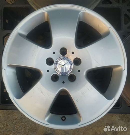 Оригинальные диски r17 на Mercedes 221