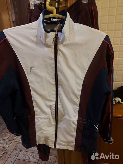 Спортивный костюм