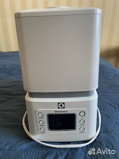 Увлажнитель Electrolux EHU-3510D