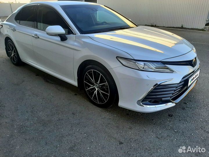 Toyota Camry 2.5 AT, 2018, 230 000 км