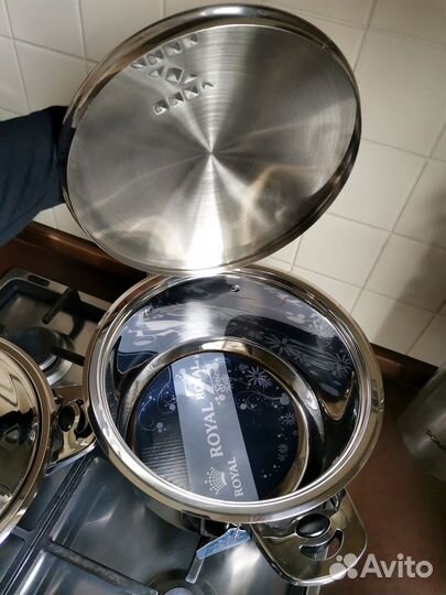 Набор новой посуды из 7 предметов