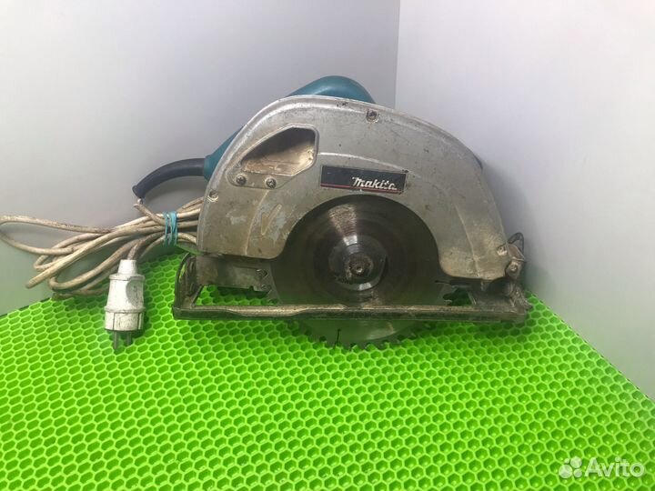 Дисковая пила Makita 5704r (5096)