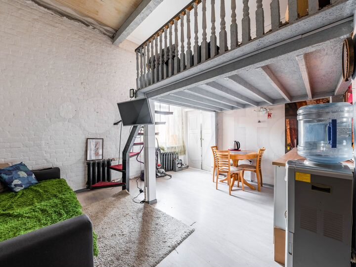 Доля в 3-к. квартире, 41 м², 2/3 эт.