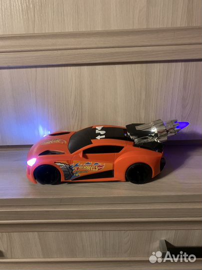 Машинки hotwheels