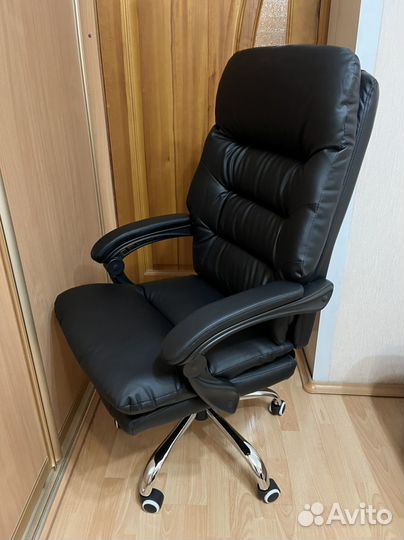 Компьютерное кресло