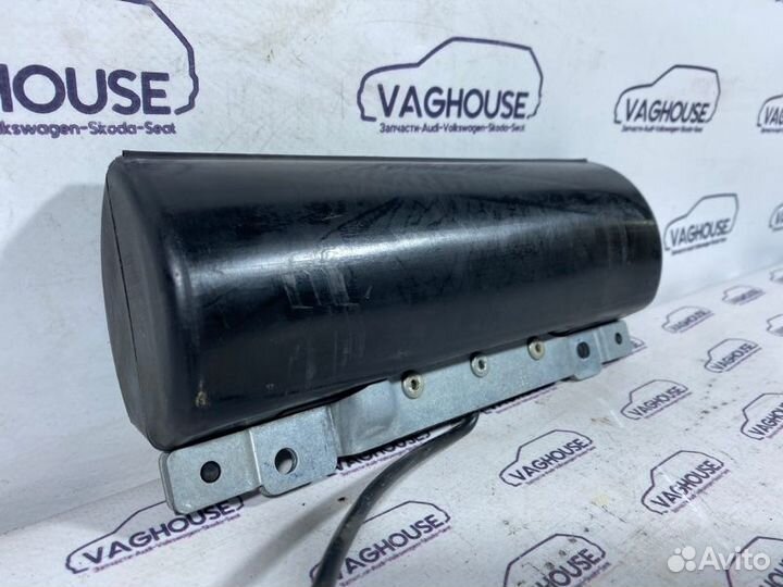 Аирбаг боковой Audi A6 C5 2.4 ALF 1998