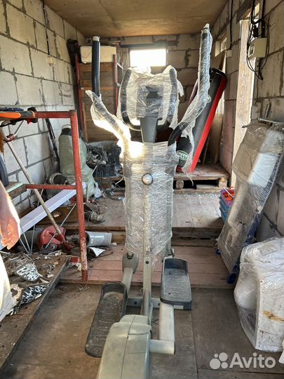 Эллиптический тренажер Torneo Festa C-307