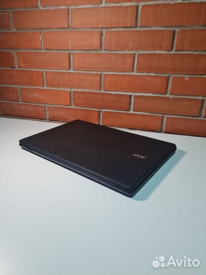 Офисный ноутбук Acer