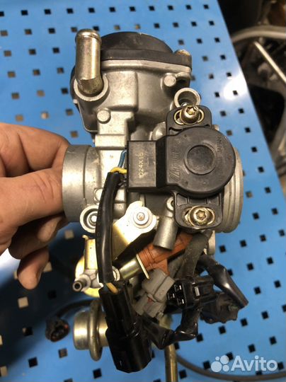 Yamaha R6 05 инжектор в сборе