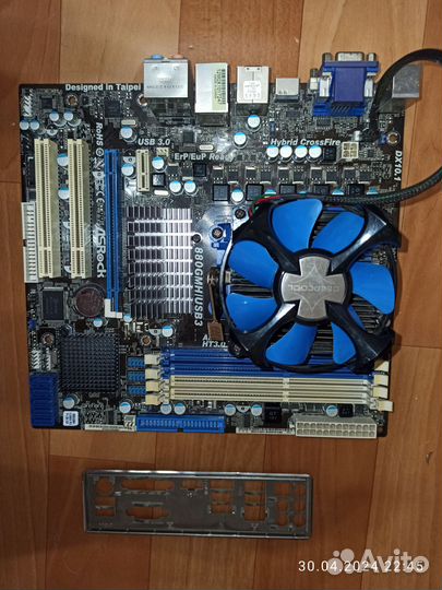 Материнская плата ASRock 880GMH/USB3