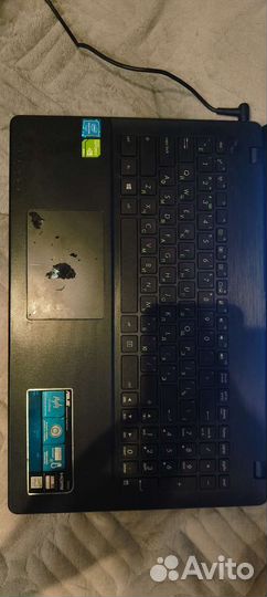Ноутбук asus x552m