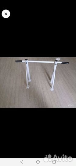 Турник настенный