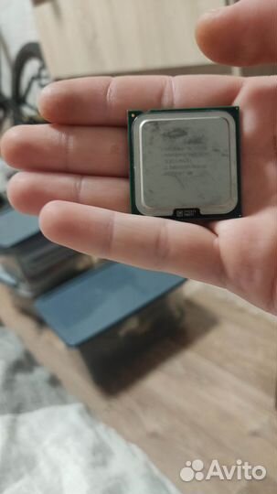 Процессор Intel Pentium e5200