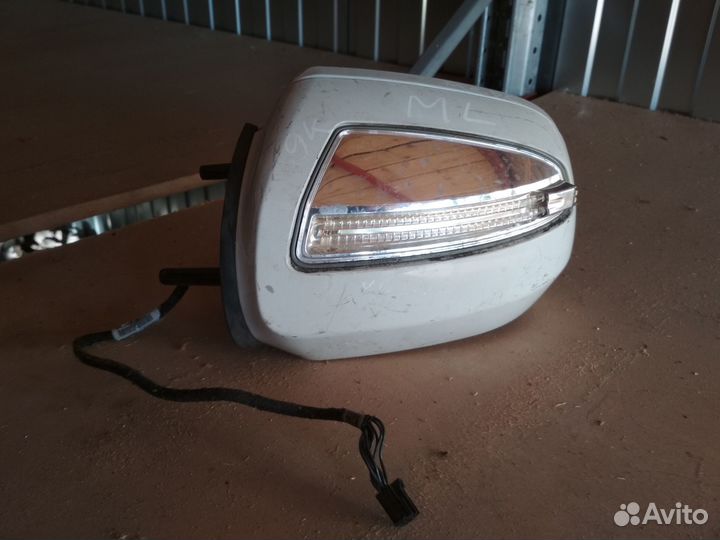 Зеркало левое, прав Mercedes ML GL W164 рестайлинг